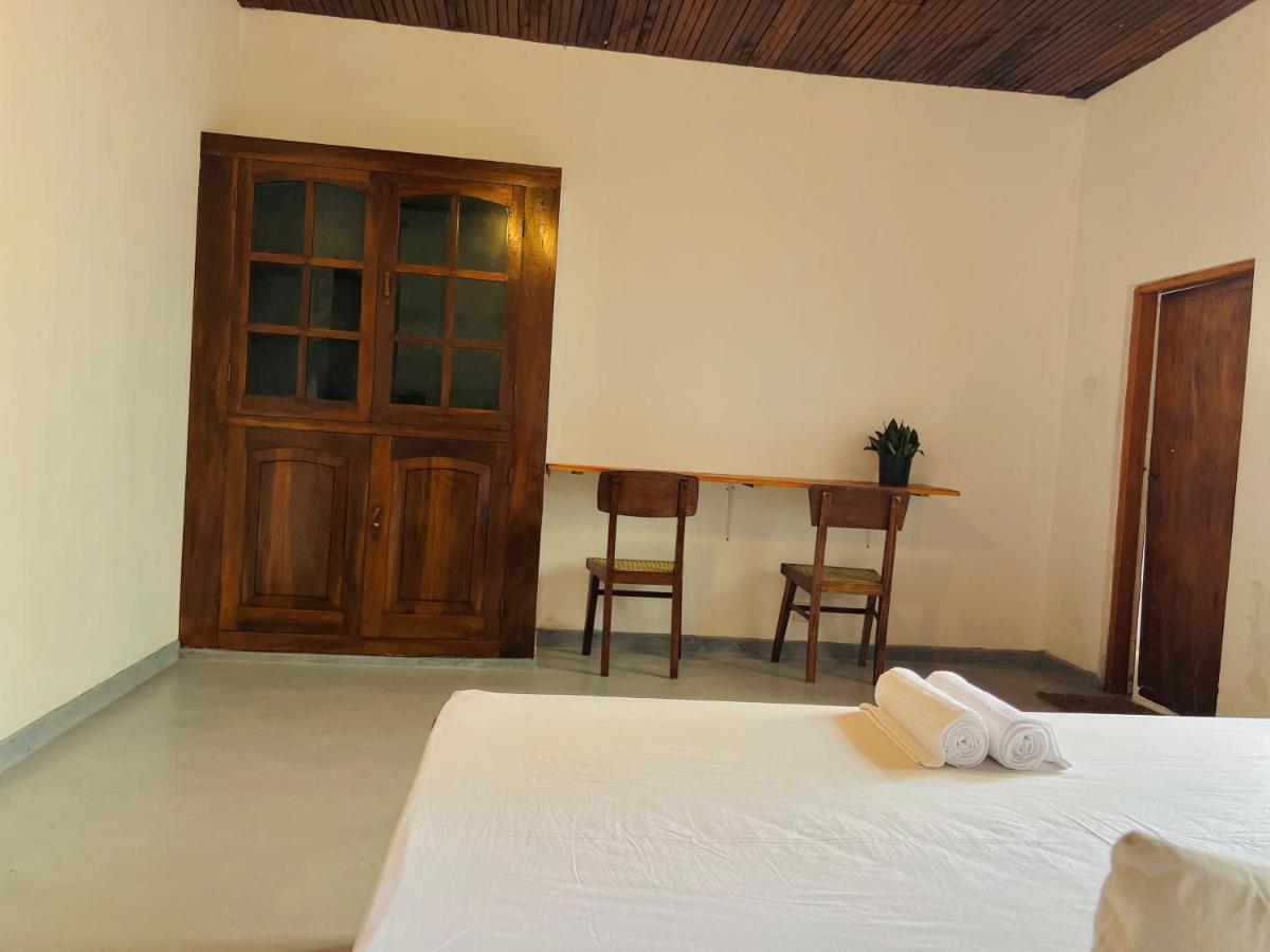 Sea Frame By Walkseylon Bed & Breakfast Hikkaduwa Dış mekan fotoğraf